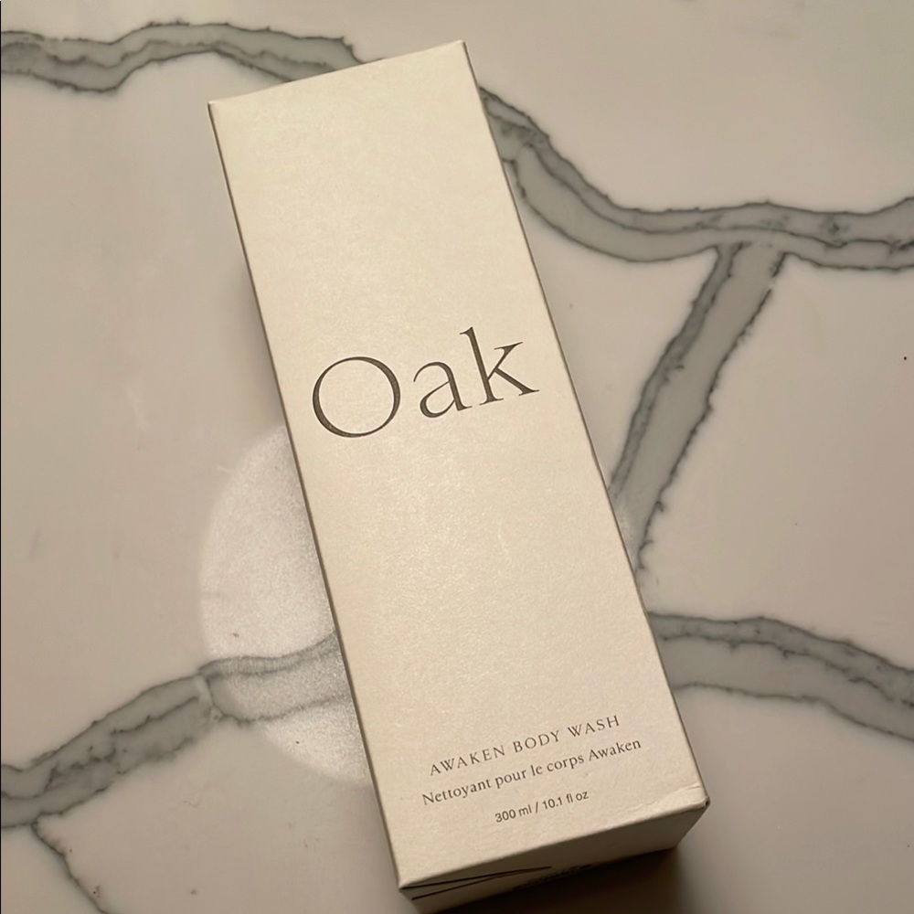 Oak Awaken body wash with Natural Ingredients ✨